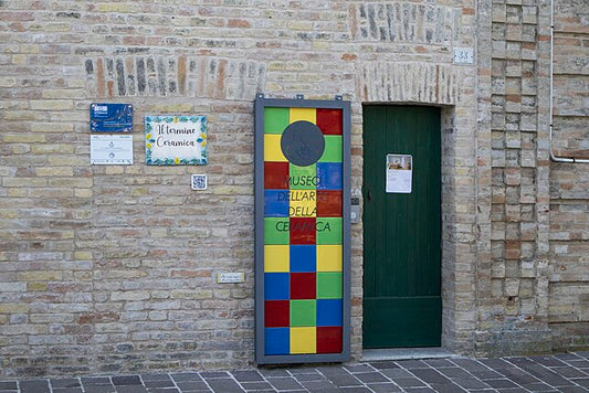 L'arte della ceramica marchigiana: da Appignano a Casteldurante